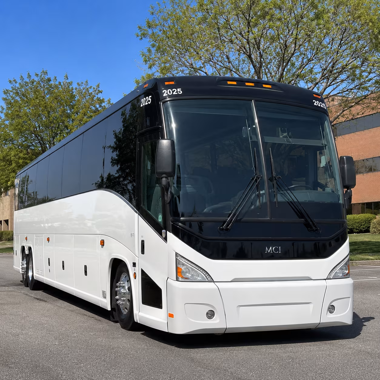charter buses to rio grande valley vipers games at bert ogden arena
