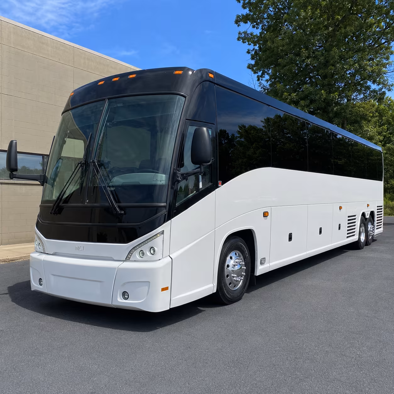 corporate airport transfer buses to mcallen international airport mfe